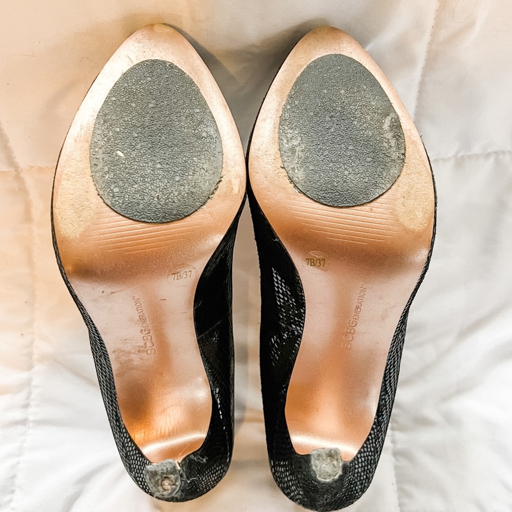 Bcbgeneration - Size 7 - Platform Heels - image 2